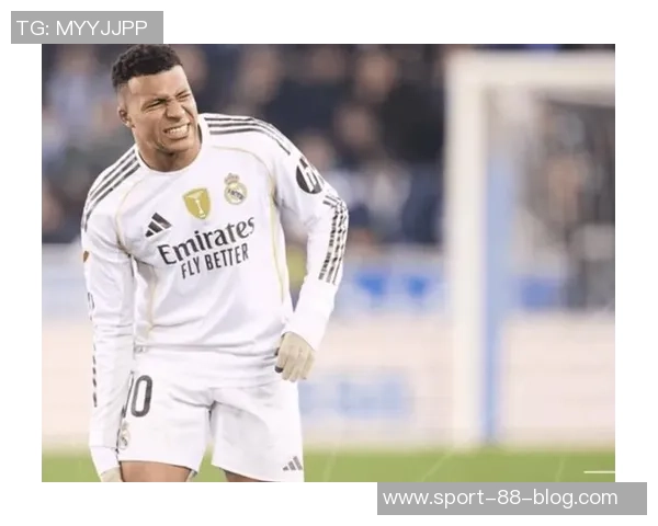 姆巴佩左手无名指骨折仍将出战曼城比赛状态引人关注