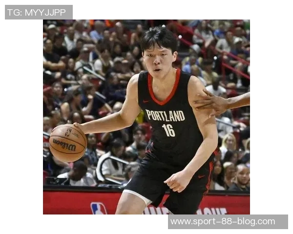 中国篮球2025年回顾杨瀚森成功登陆NBA男篮起伏不定潜力赛引发热议与争论